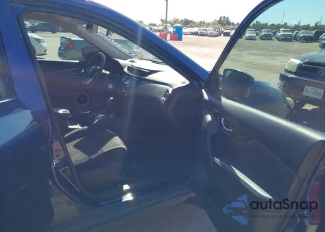 2017 Nissan Rogue S z USA, uszkodzony, nr VIN 5N1AT2MT7HC848667